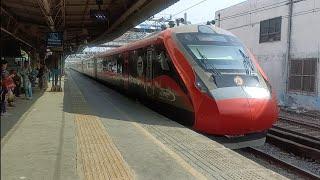 SAFFRON VANDE BHARAT EXPRESS 22961 MUMBAI AHMEDABAD EXPRESS SKIPPING ANDHERI