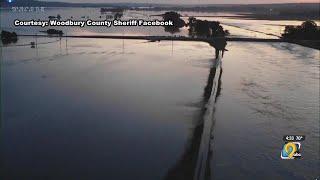 Flooding continues in western Iowa