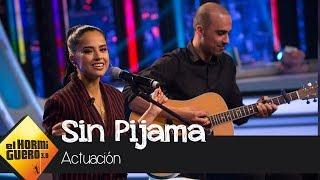 Becky G canta su tema Sin Pijama en acústico en El Hormiguero 3.0