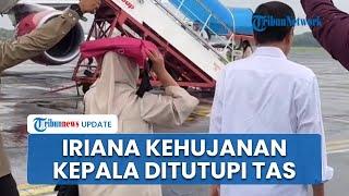 Pulang ke Solo Bareng Jokowi Naik Batik Air Iriana Kehujanan sampai Kepala Ditutupi Tas