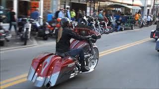 WOMEN RIDING MOTORCYCLES AT DAYTONA 2020