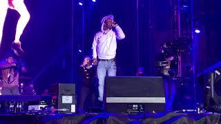 LIL UZI VERT PERFORMS FUTSAL SHUFFLE DANCE LIVE AT ROLLING LOUD LA