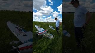 Breaking Point Gee Bee R3 Crash #RCPlaneCrash #GeeBeeR3 #ModelAviation #AerobaticsGoneWrong #shorts