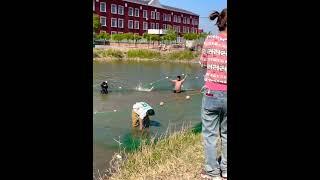 Amazing throwing Catching hand fishing pump pond village fishing videos