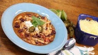 Jeanette’s Slow-Cooker Sriracha Chicken Chili