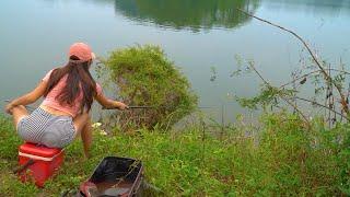 Fishing Video. Big Red Belly Fishing with Hooks  Girl Fishing