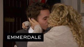 Emmerdale - David Nearly Catches Maya and Jacob Kissing