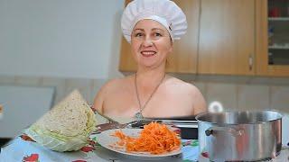 Cooking show. Blogger nudist. Mila naturist.