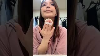 Emi Nitta 新田 恵海 emitsun doing her makeup