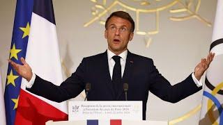 Emmanuel Macron  le gouvernement intérimaire centriste restera pendant les JO jusquà mi-août