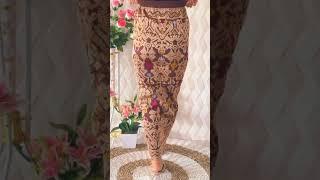 rok bali kamen jadi songket gayatri