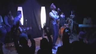 Mali Music sings Glory to the Lamb Unplugged