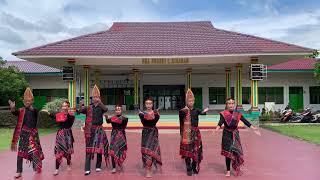 TARI KREASI BATAK “Toba Dream” oleh SMA NEGERI 2 KISARAN