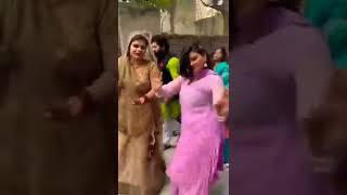 Indian Girl Street dance #shorts #subscribe #indianarmy #indain #indiandance