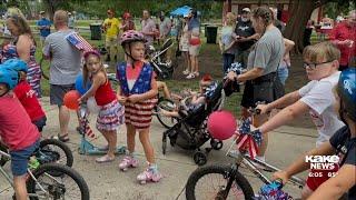 Riverside neighbors celebrate Independence Day with annual bike parade