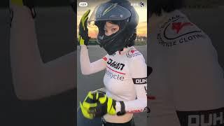 красотка+мотоцикл #shorts #tiktok #shortvideo #sports #sportbike