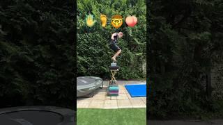 Parkour Dip with Emojis 