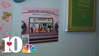 Knoxville artist designs new Tennessee license plate to help support volunteers in the state