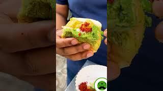 Rajkot Famous Vada Pav & Dal Vada  Raghuvanshi Vada Pav  Veggie Paaji #streetfood #foodshorts