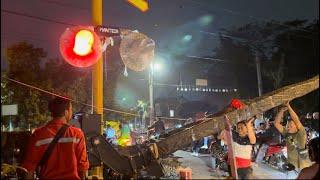 KEREN Uji Coba Palang Pintu KA Terbaru WANTECH Perlintasan Kereta Api Bintaro Jakarta