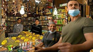 White Guy Suddenly Busts Out Arabic in Market Shocks Locals