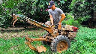 A Professional Mechanic Restores a Rusty Tractor That Had Been Left Out in The Rain For Years