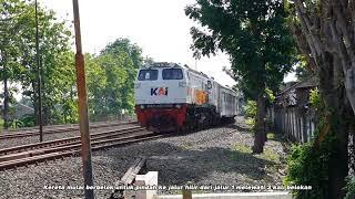 Momen Kereta Api Kamandaka Berkelok-kelok Melewati Wesel