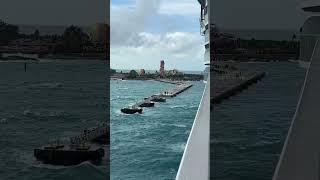 #WonderoftheSeas trying to dock in rough weather at #PerfectDayatCocoCay #shorts