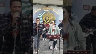 suara merdu nora alexandra membawakan lagu sunset di tanah anarki di iringin suami tercinta jrx