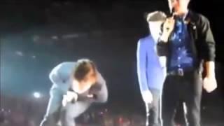 Harlem Shake - Harry Styles Being Hit With A Shoe - Videos