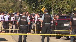 Officer shot in leg teen shot in groin on Chicagos South Side