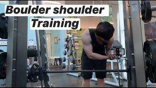 Shoulder & Triceps Day - Boulder shoulder training