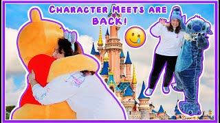 Character Hugs are BACK at DISNEYLAND PARIS March 2022