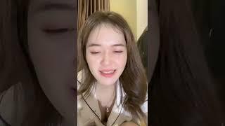 tiktok live host cantik full uting