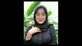 Lagi Nyoba Kaca Mata Baru #tiktok #cantik #viral #lucu #belahduren #shorts