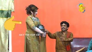Vicky Kodu and Saira Mehar with Amjad Rana  Stage Drama Haseeno Ka Mela  full Comedy Clip 2020