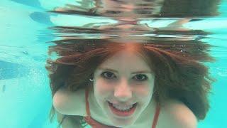 “A MENINA AQUÁTICA”  Apenas um mergulho na piscina - Modelo Julinha