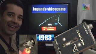 Jogando videogame 1983