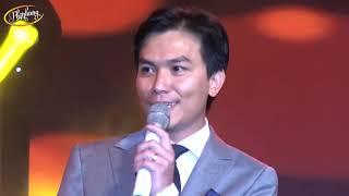 Video Mạnh Quỳnh hát tặng Phi Nhung trong đêm diễn cuối cùng bên nhau - Tiễn biệt ca sĩ Phi Nhung