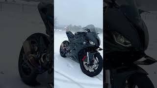 $80000 Carbon M1000RR in the Snow