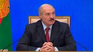 Лукашенко перечисляет половину своей зарплаты на открытый для младшего сына счет