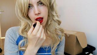 Eleven Does 100 Layers Of Lipstick - ASMR - Counting And Kisses