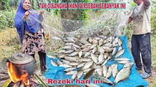 TAK DISANGKA IKAN TERJEBAK SEBANYAK INI.