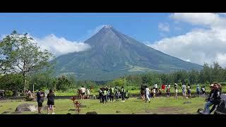 Mayon Volcano Philippines pasyalan natin