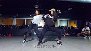 BEING 7 MONTHS PREGNANT DANCERS -  Fatou Tera X Sonia Soupha