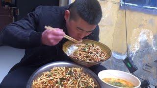 Sichuan specialty - Folding ears super kitchen