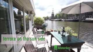 Nieuwmarkt Houseboat in Amsterdam