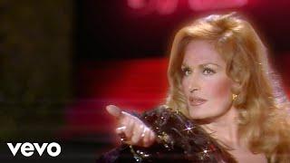 Dalida - Mourir sur scène Clip Officiel - Nouvelle Version 2022