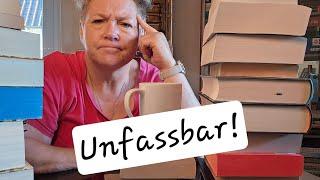 Unfassbar wie viele Bücher auf so einem Regalbrett Platz haben. Bookshelf Tour 47