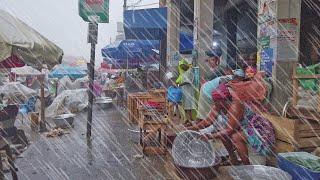 SUDDEN HEAVY RAIN IN GHANA MARKET ACCRA AFRICA